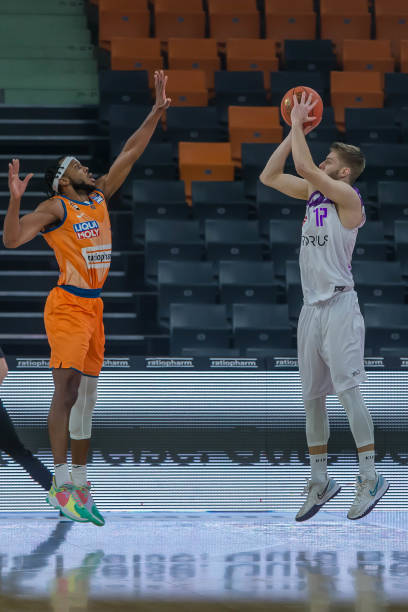 而如果伯恩 而如果伯恩